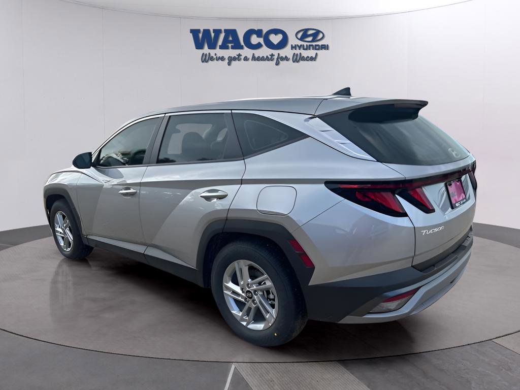 Used 2026 Hyundai Tucson SE image 3