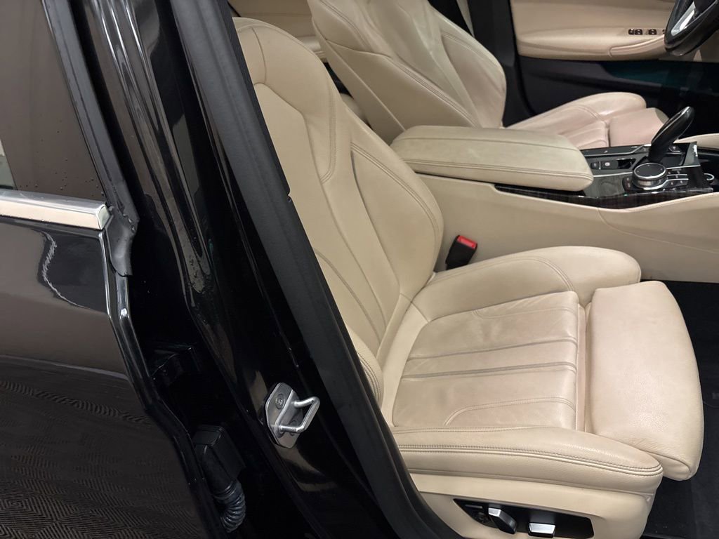 Used 2018 BMW 540i xDrive w/ Premium Package AWD/4WD image 21