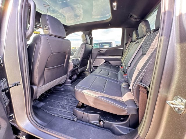 Used 2026 GMC Sierra EV Denali AWD/4WD image 21