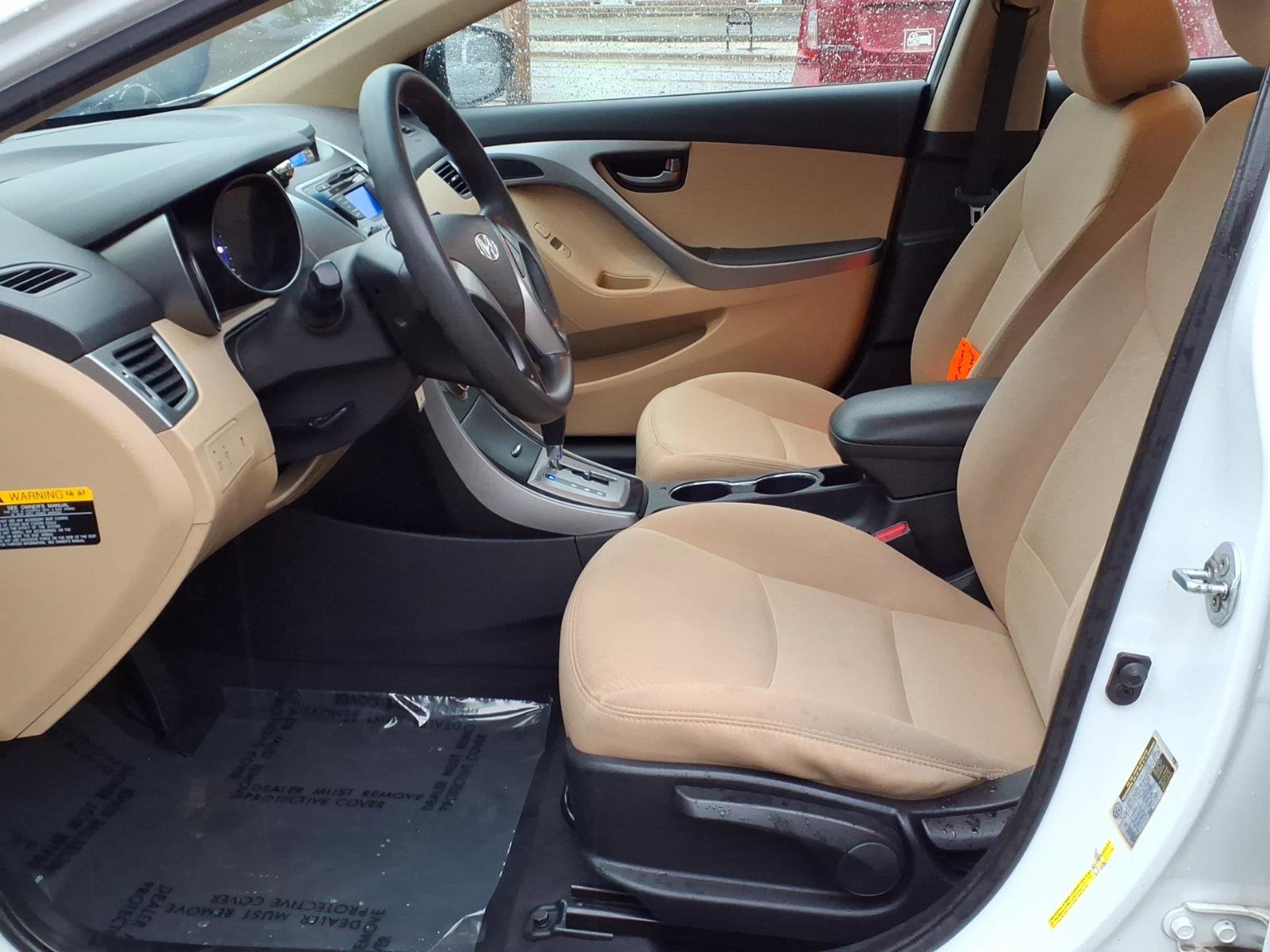 Used 2013 Hyundai Elantra GLS image 8