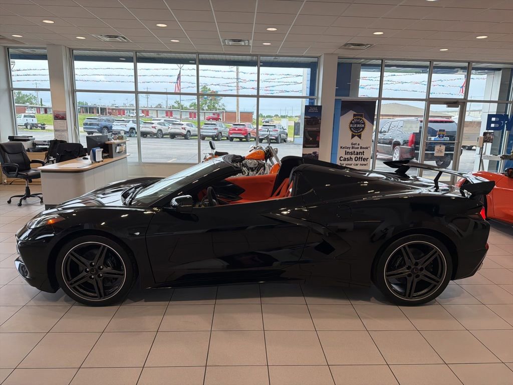 New 2026 Chevrolet Corvette Stingray Premium Conv w/ Stealth Interior Trim Package RWD image 19