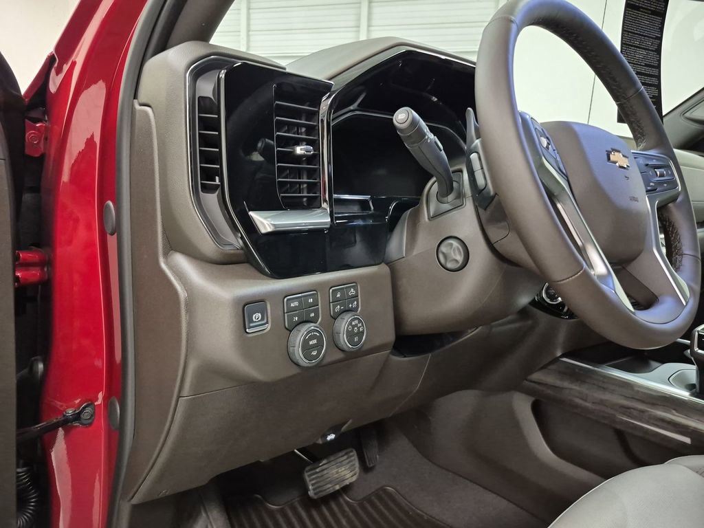 New 2026 Chevrolet Silverado 1500 LTZ w/ Z71 Off-Road Package image 18