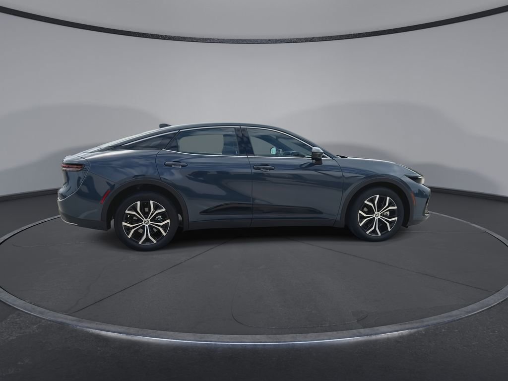 Used 2025 Toyota Crown XLE image 9