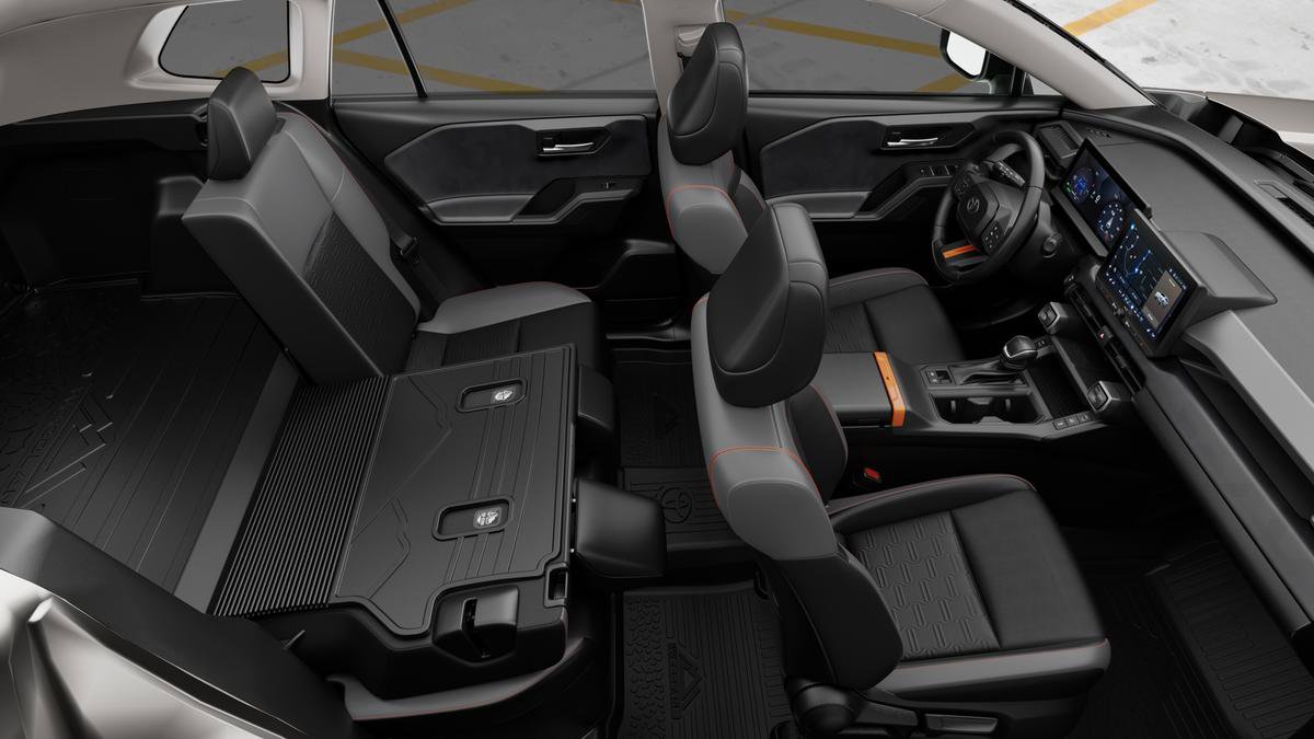 New 2026 Toyota RAV4 FWD image 4