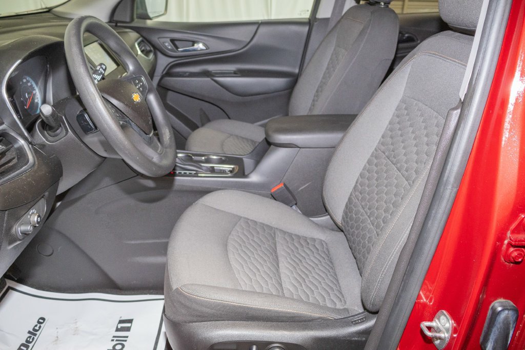 Used 2018 Chevrolet Equinox LT AWD/4WD image 11