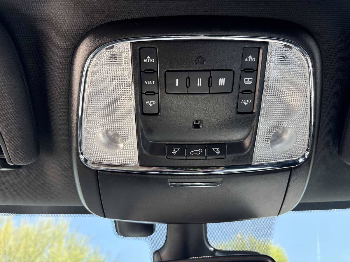 Used 2021 Jeep Grand Cherokee High Altitude RWD image 29
