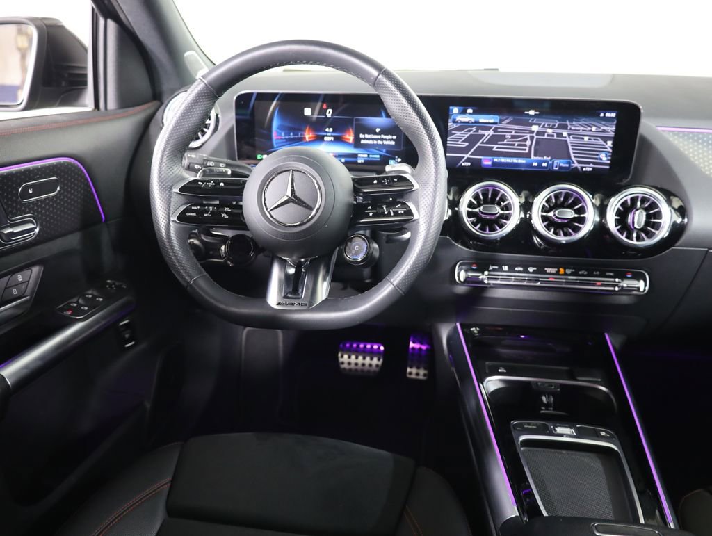 Used 2025 Mercedes-Benz GLA 35 AMG 4MATIC image 41