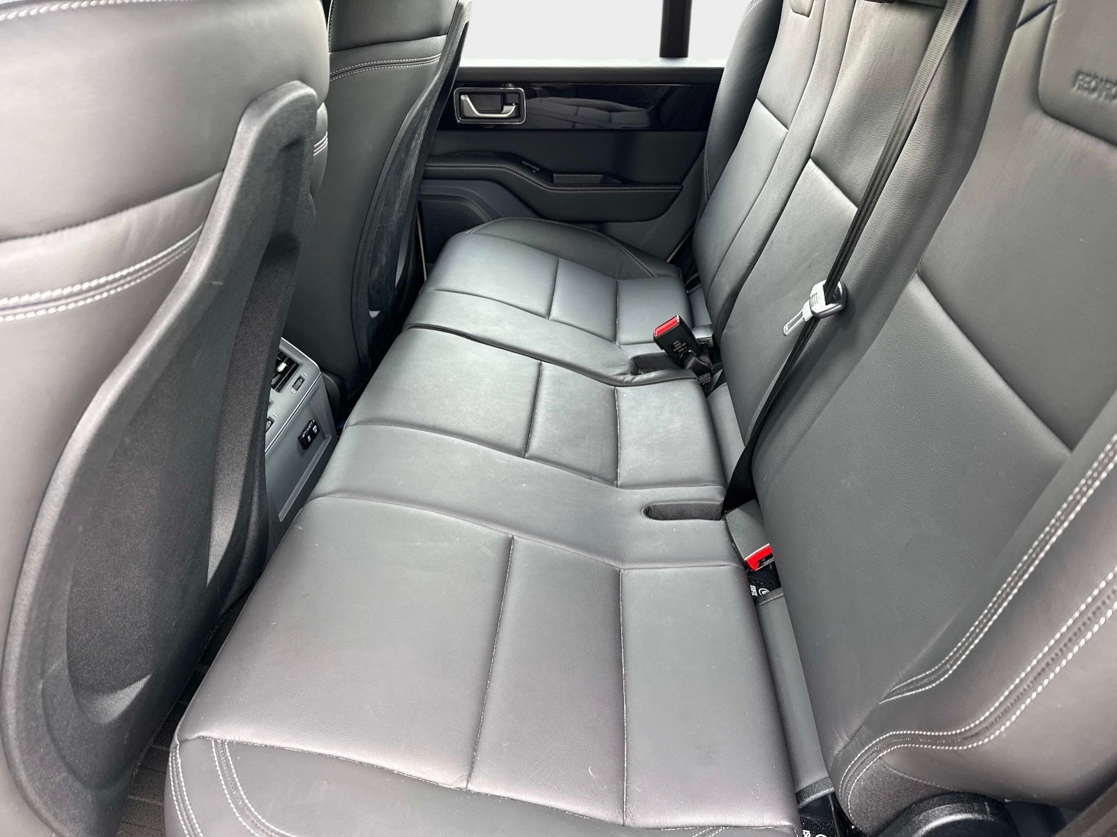 Used 2024 INEOS Grenadier AWD/4WD image 11