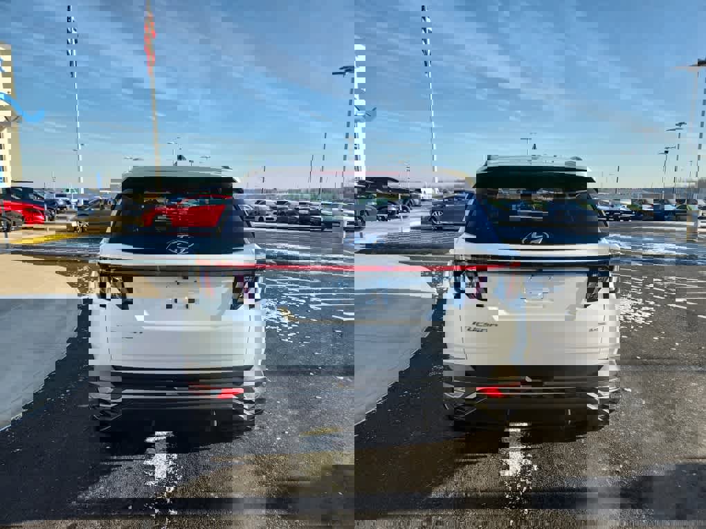 Used 2022 Hyundai Tucson SEL image 3