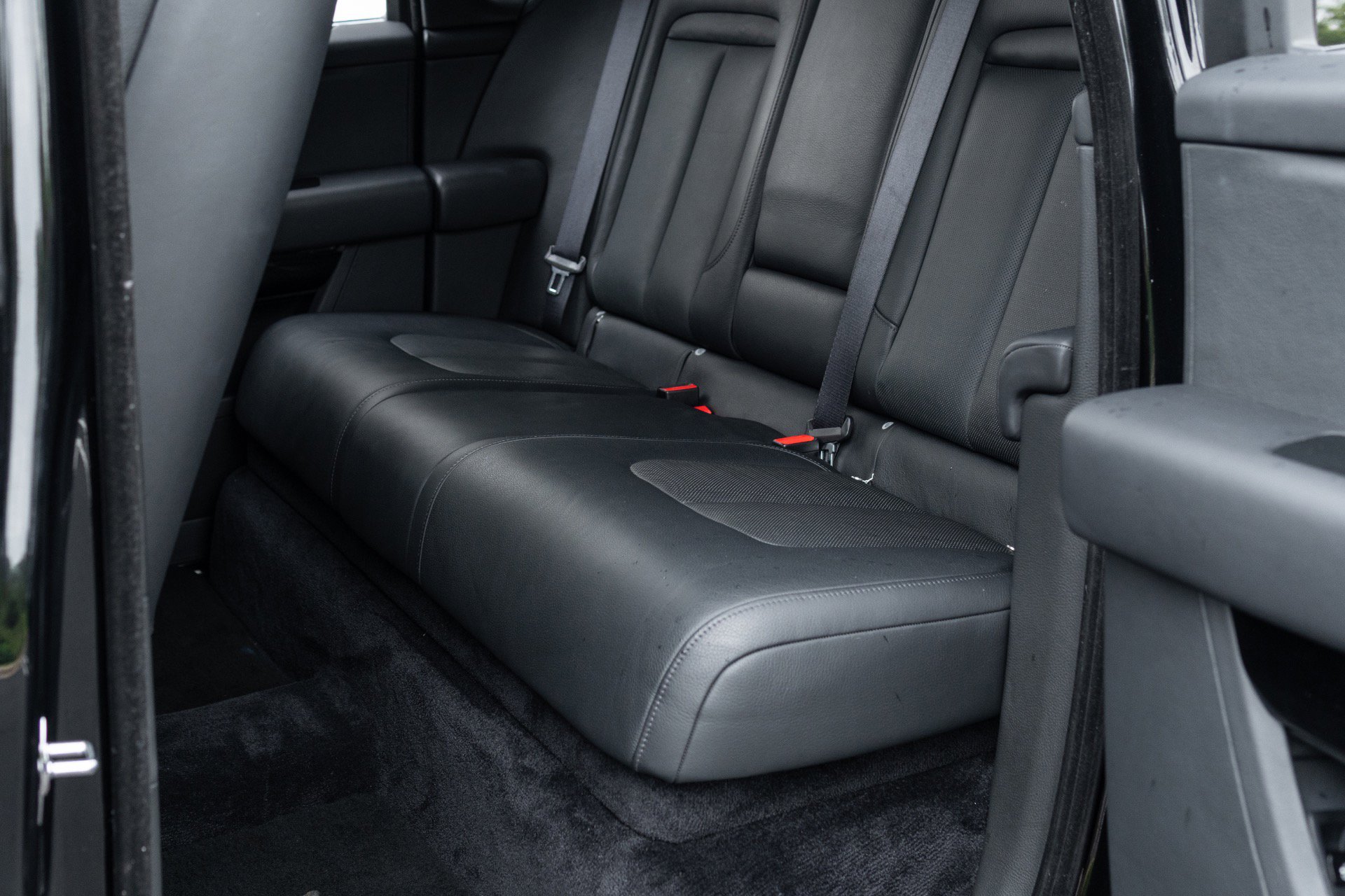 Used 2020 Rolls-Royce Cullinan image 48