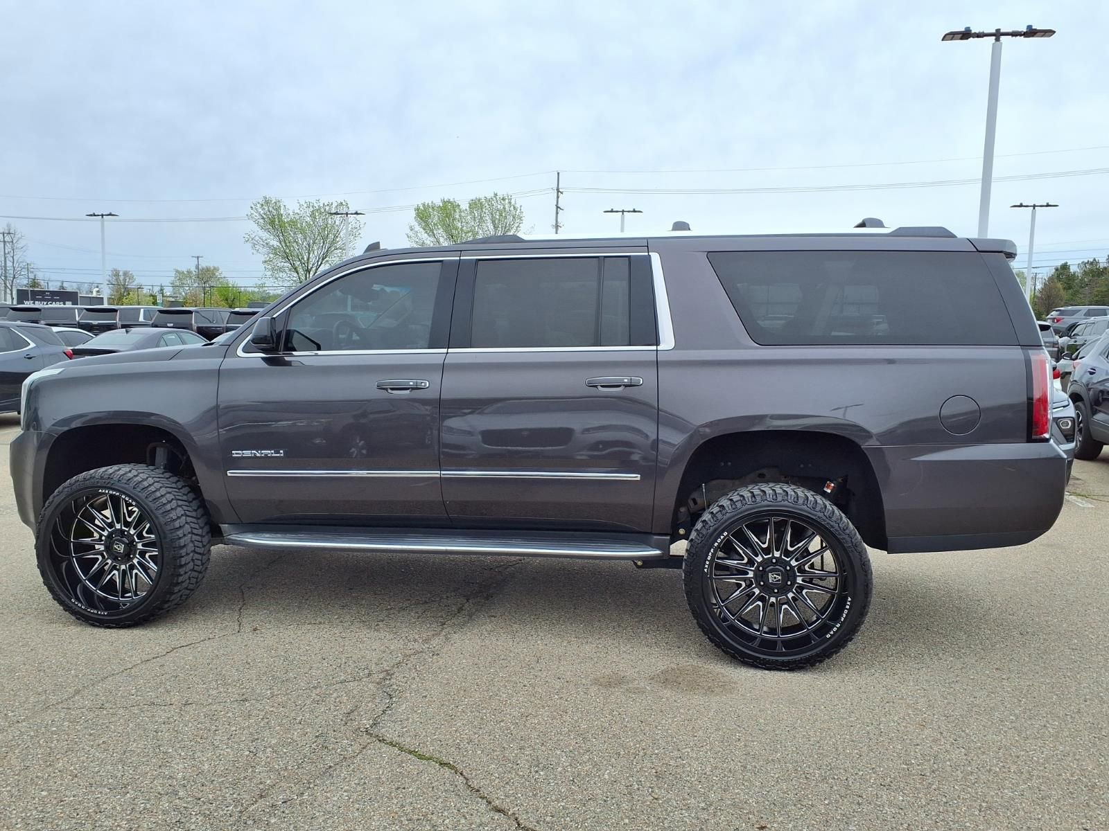 Used 2016 GMC Yukon XL Denali w/ Open Road Package AWD/4WD image 7