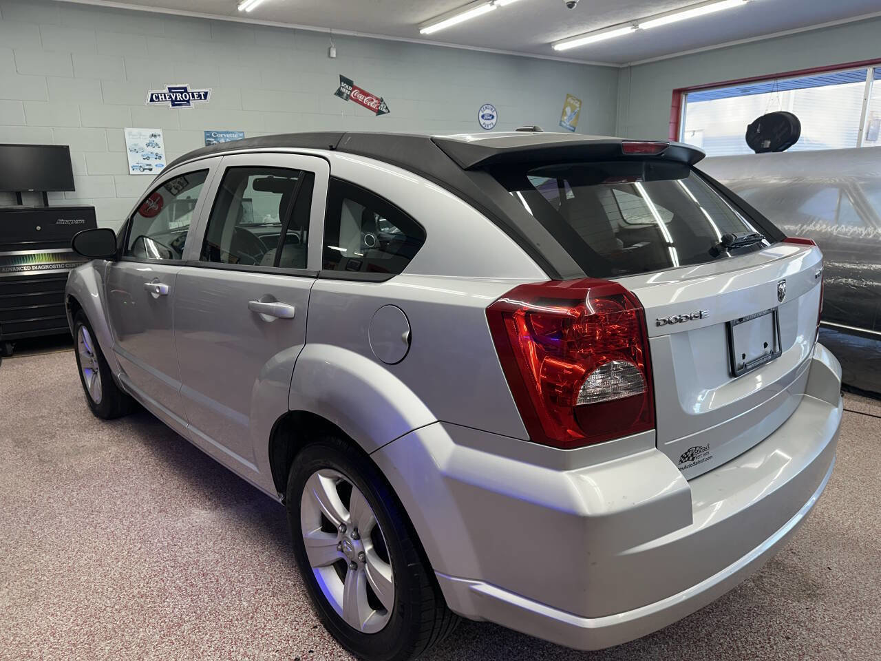 Used 2010 Dodge Caliber Mainstreet image 4