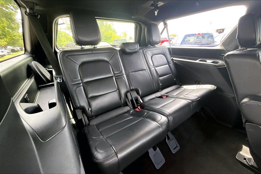 Used 2018 Lincoln Navigator L Reserve w/ Technology Package AWD/4WD image 25