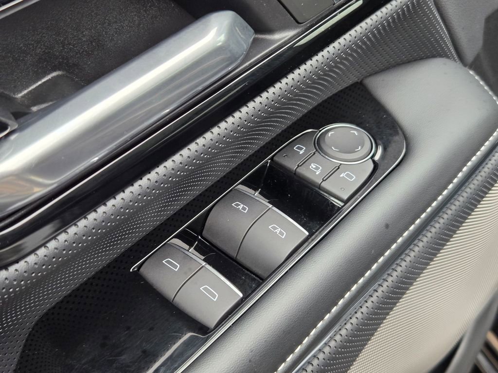 Used 2025 GMC Sierra EV Denali image 26