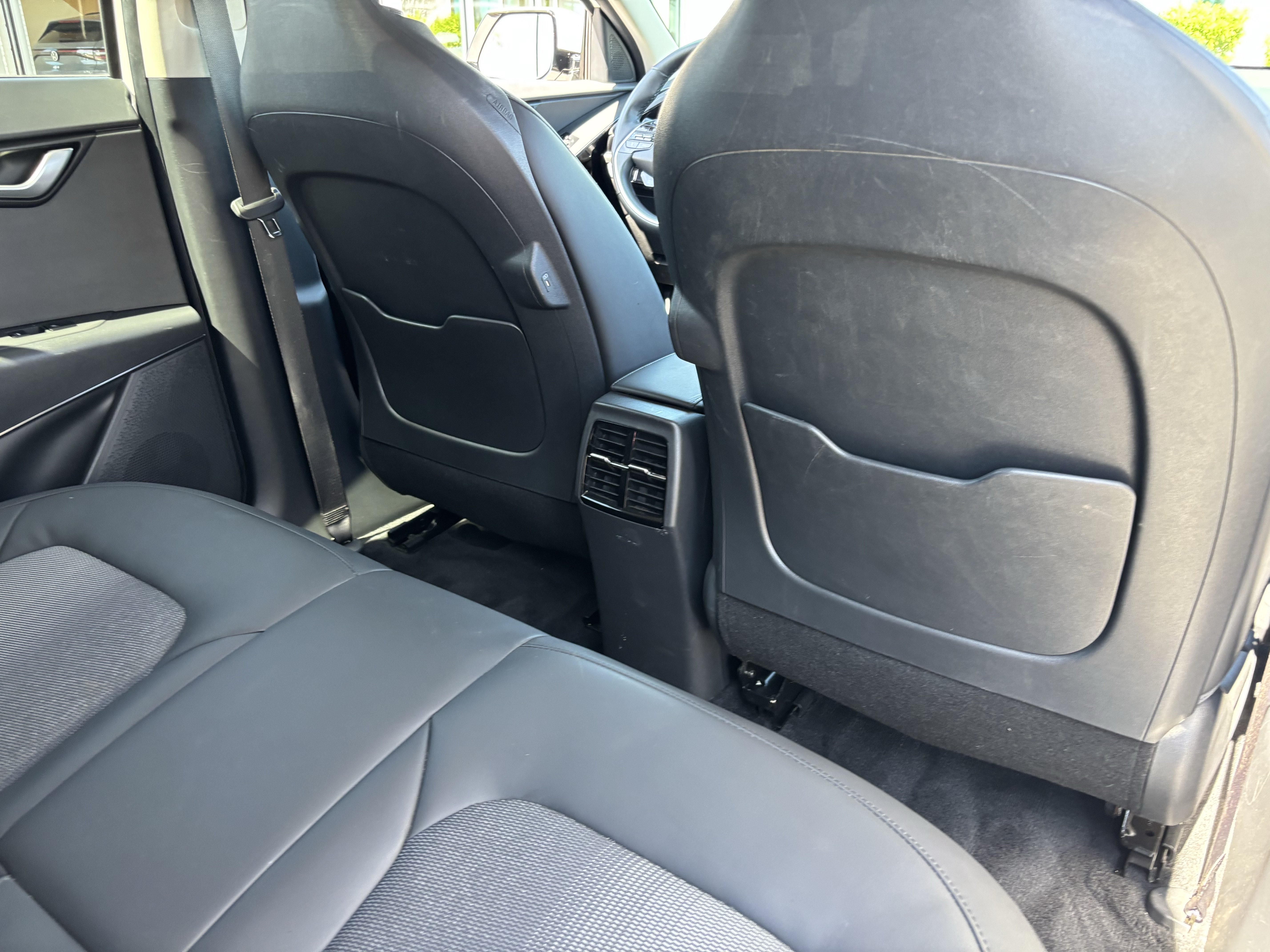 Certified 2023 Kia Niro Wind w/ Wind Preserve Package FWD image 11