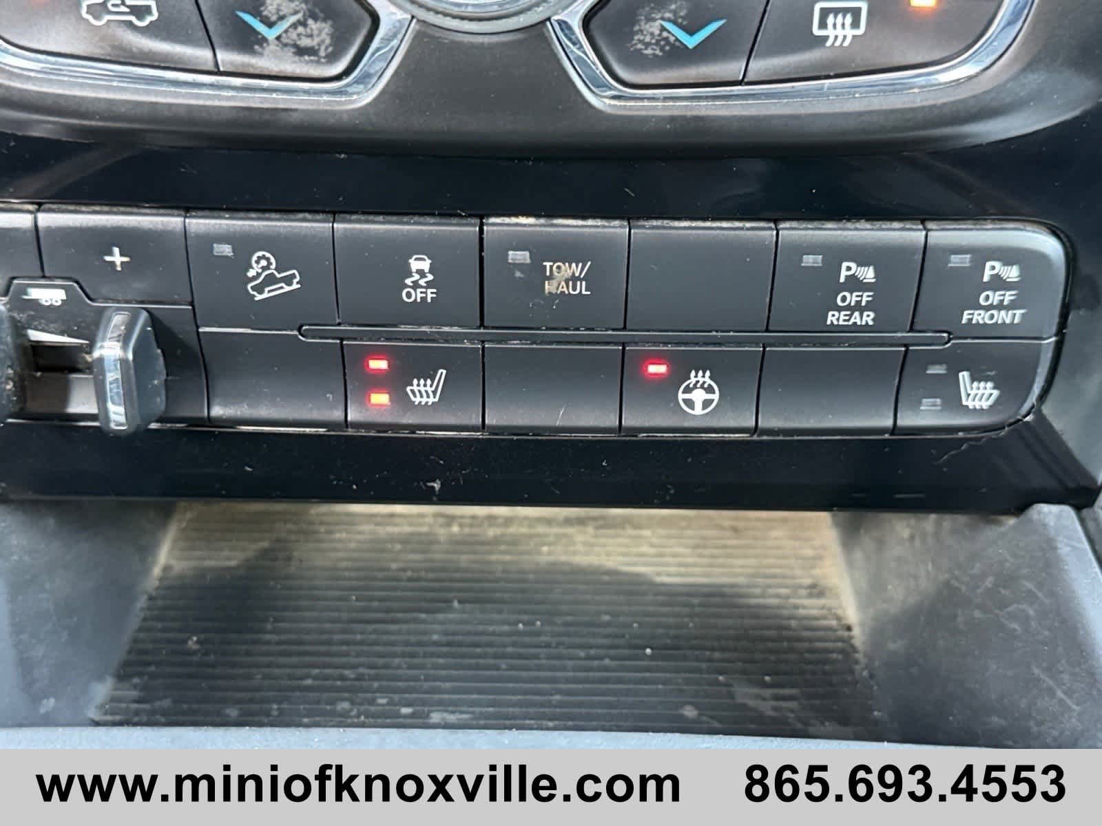 Used 2018 RAM 2500 Big Horn w/ Sport Appearance Group AWD/4WD image 26