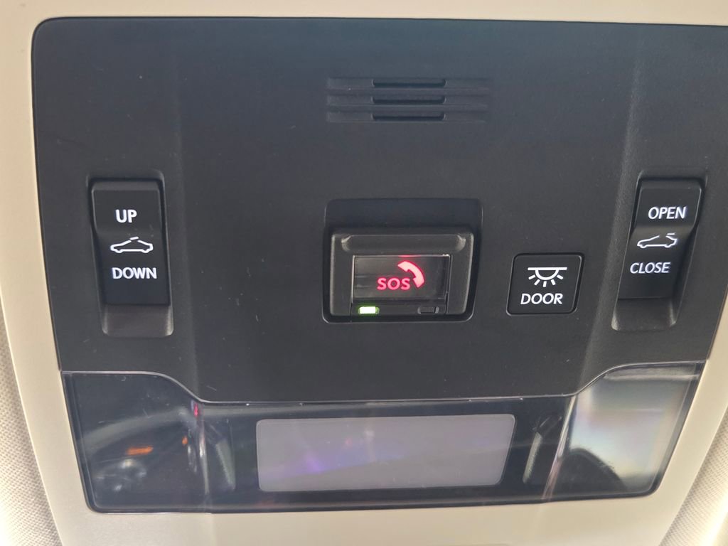 Used 2022 Lexus ES 350 w/ Premium Package image 12