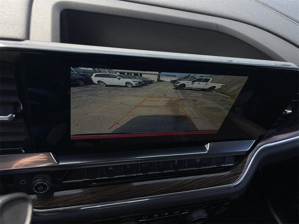 Used 2025 Chevrolet Silverado 1500 LT image 16