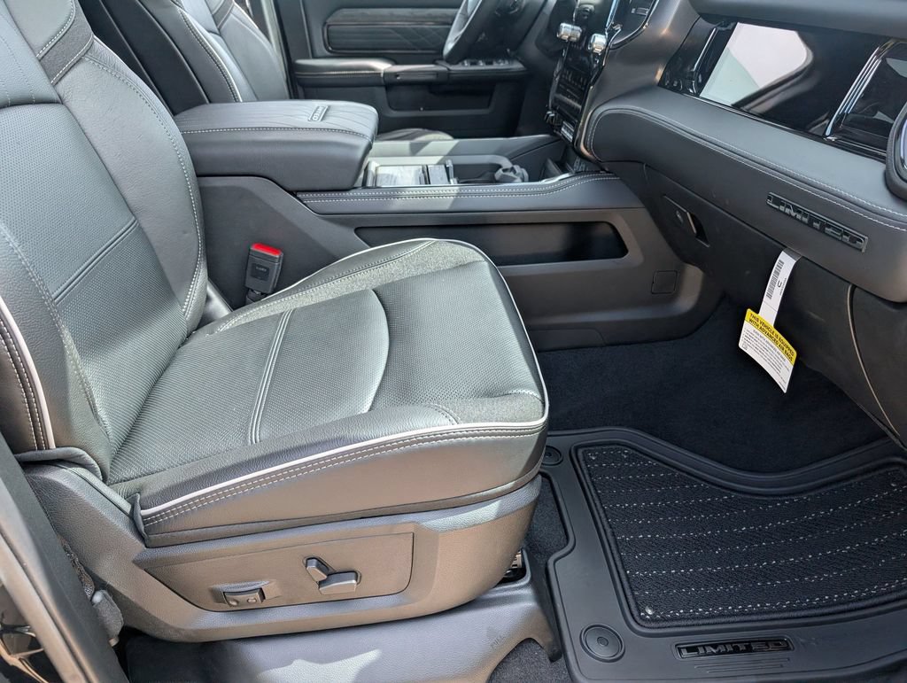 New 2026 RAM 2500 Limited AWD/4WD image 31