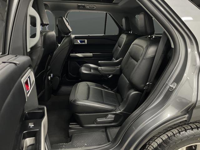 Used 2023 Ford Explorer Limited image 31