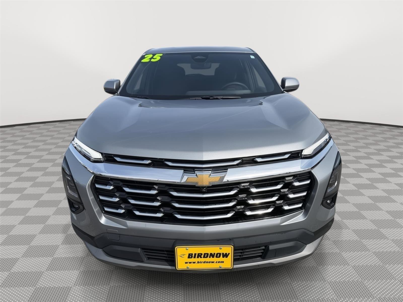 Used 2025 Chevrolet Equinox LT w/ Safety and Technology Package image 7