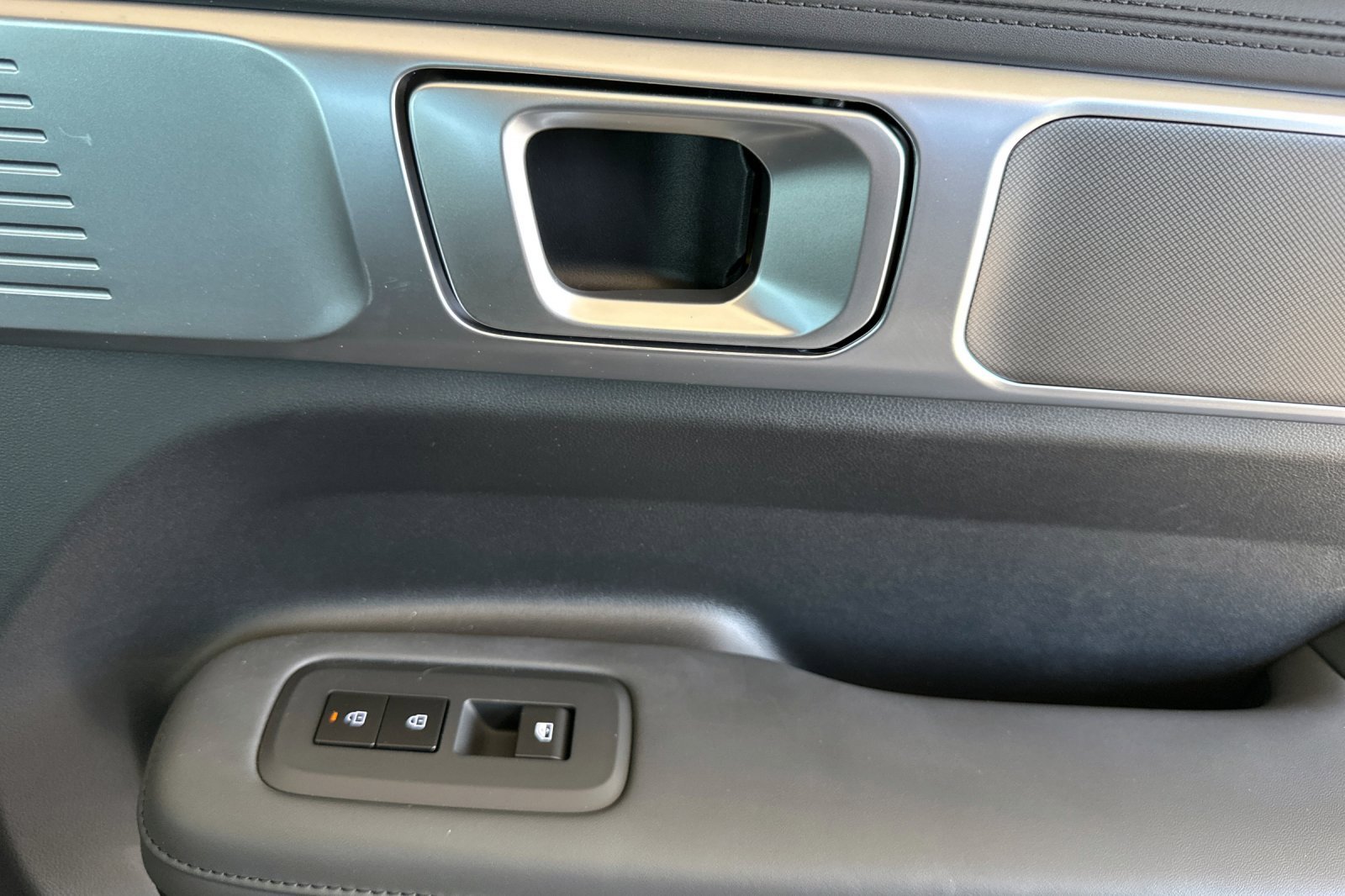 Certified 2025 Hyundai Santa Fe SEL image 20