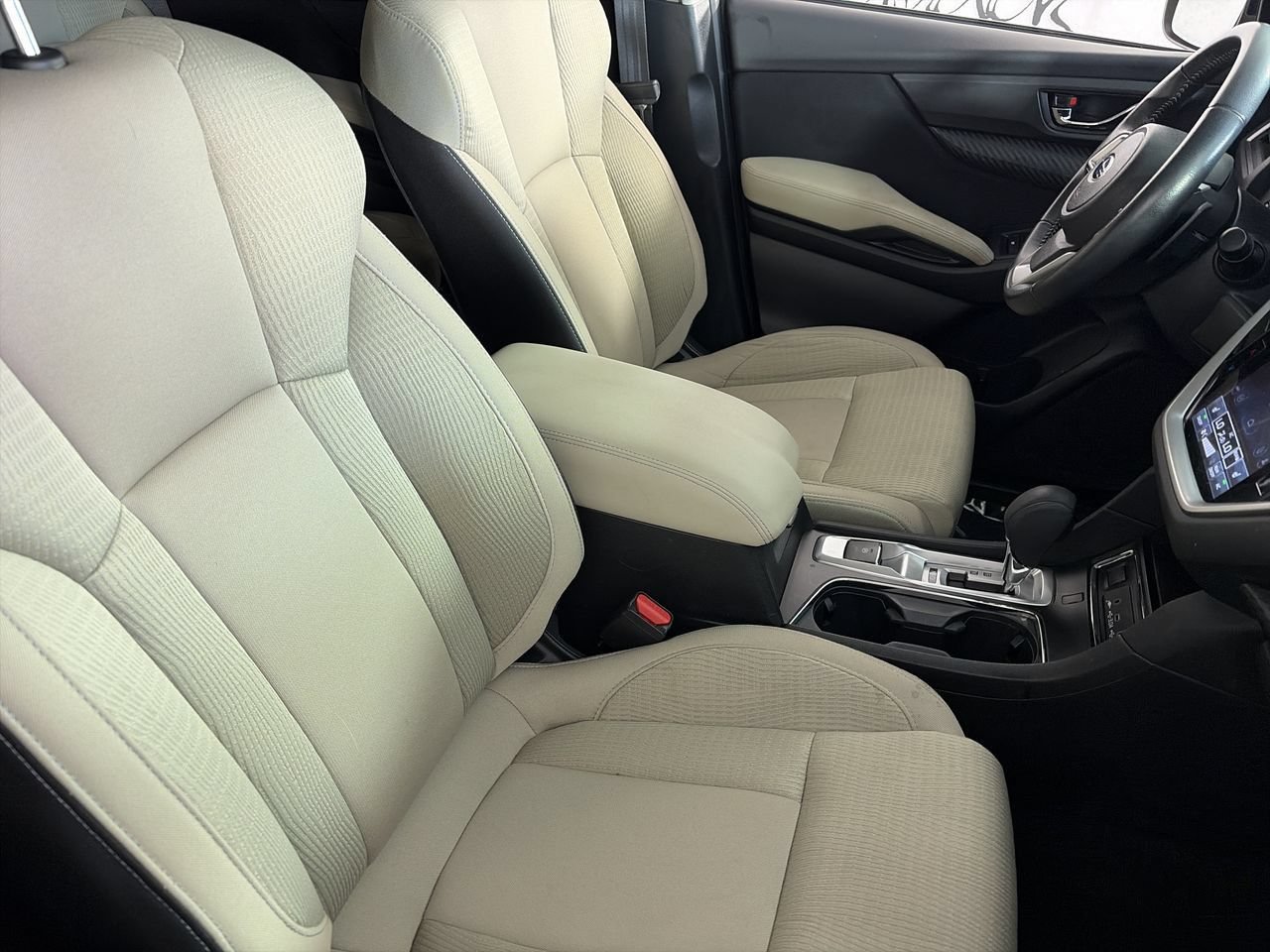 Used 2023 Subaru Ascent Premium w/ Convenience Package AWD/4WD image 25