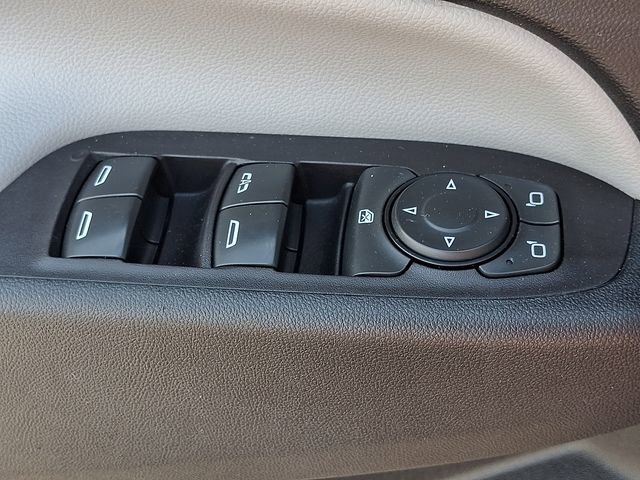 Used 2020 Chevrolet Equinox LT AWD/4WD image 25