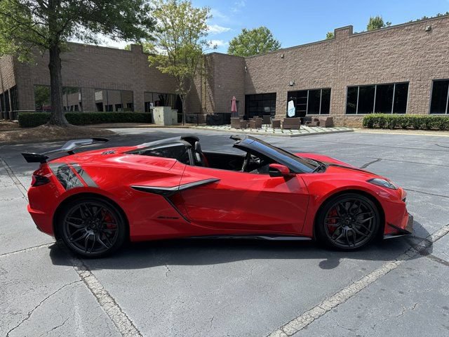 Used 2024 Chevrolet Corvette Z06 w/ Z07 Performance Package RWD image 12