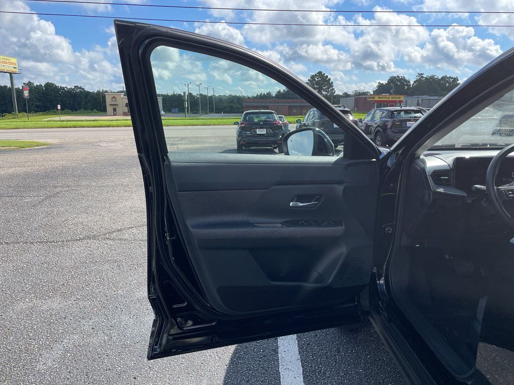 New 2025 Nissan Kicks SV w/ SV Premium Package image 8