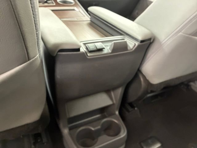 Used 2022 Toyota Sienna XLE FWD image 19