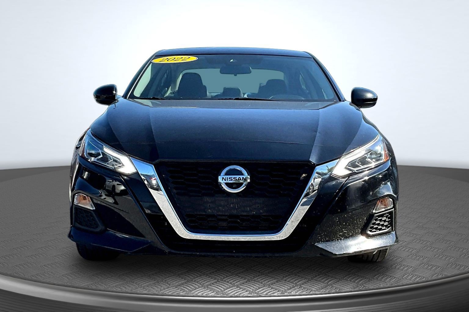 Used 2022 Nissan Altima 2.5 SV FWD image 2