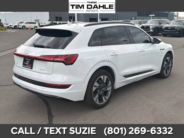 Used 2021 Audi e-tron Premium w/ Convenience Plus Package AWD/4WD image 10