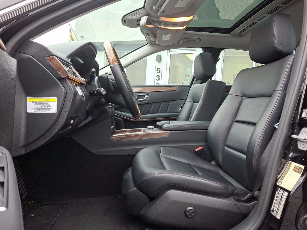 Used 2011 Mercedes-Benz E 350 4MATIC Sedan image 13