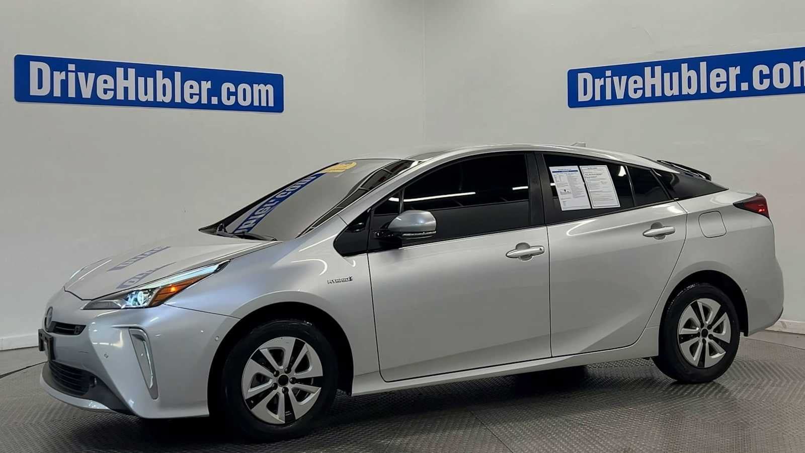 Used 2019 Toyota Prius XLE w/ Advanced Technology Package AWD/4WD image 4