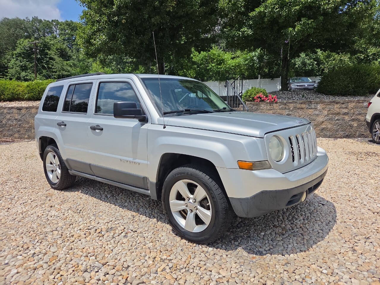 Used 2012 Jeep Patriot Sport w/ Tire & Wheel Group AWD/4WD image 20