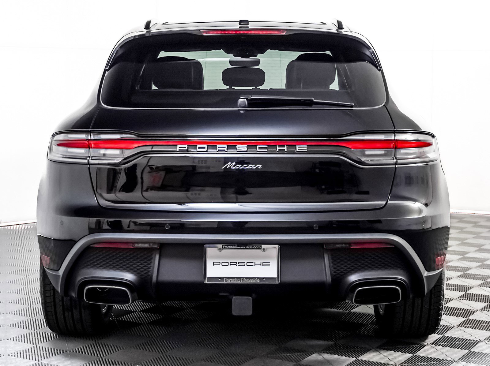 New 2026 Porsche Macan image 11