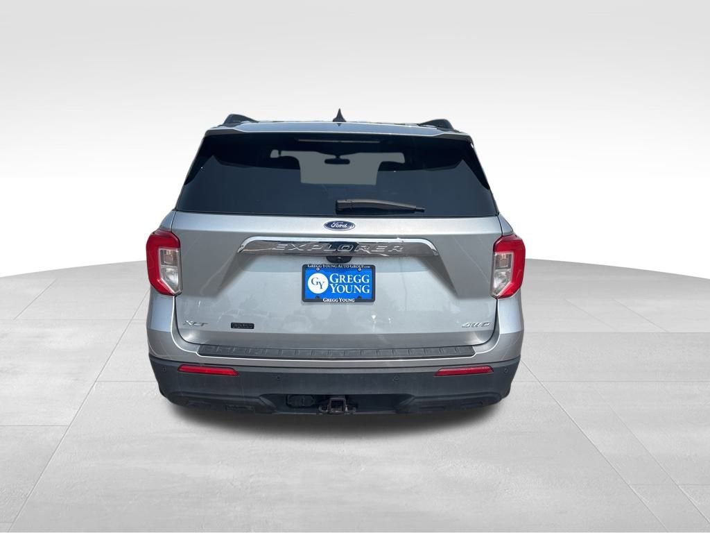 Used 2023 Ford Explorer XLT w/ Class IV Trailer Tow Package image 5
