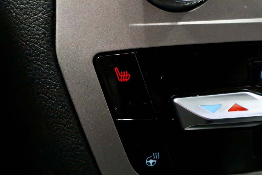 Certified 2023 Ford Explorer XLT w/ Equipment Group 202A image 5