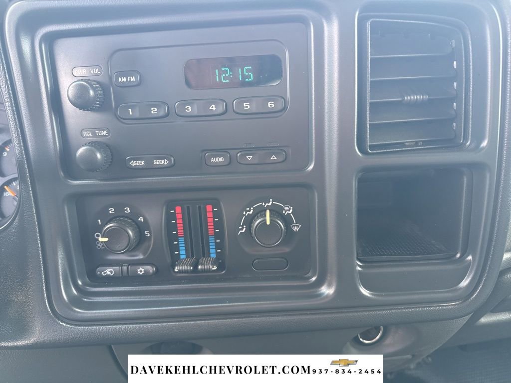 Used 2004 Chevrolet Silverado 2500 W/T image 16