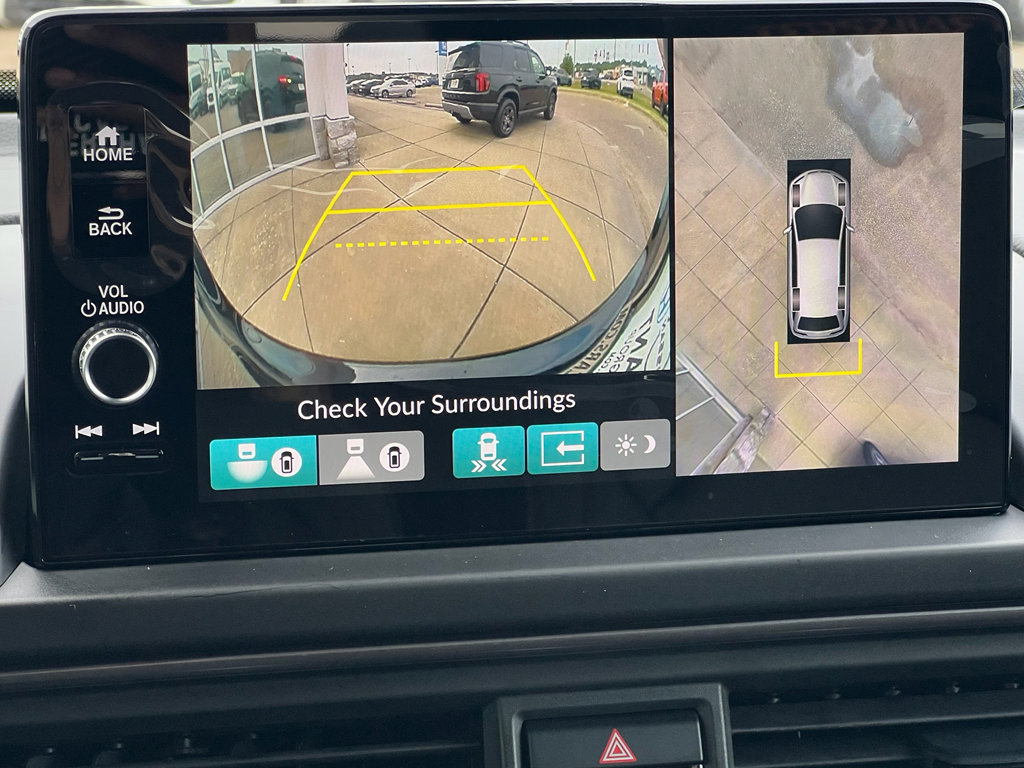 New 2025 Honda Pilot TrailSport image 19