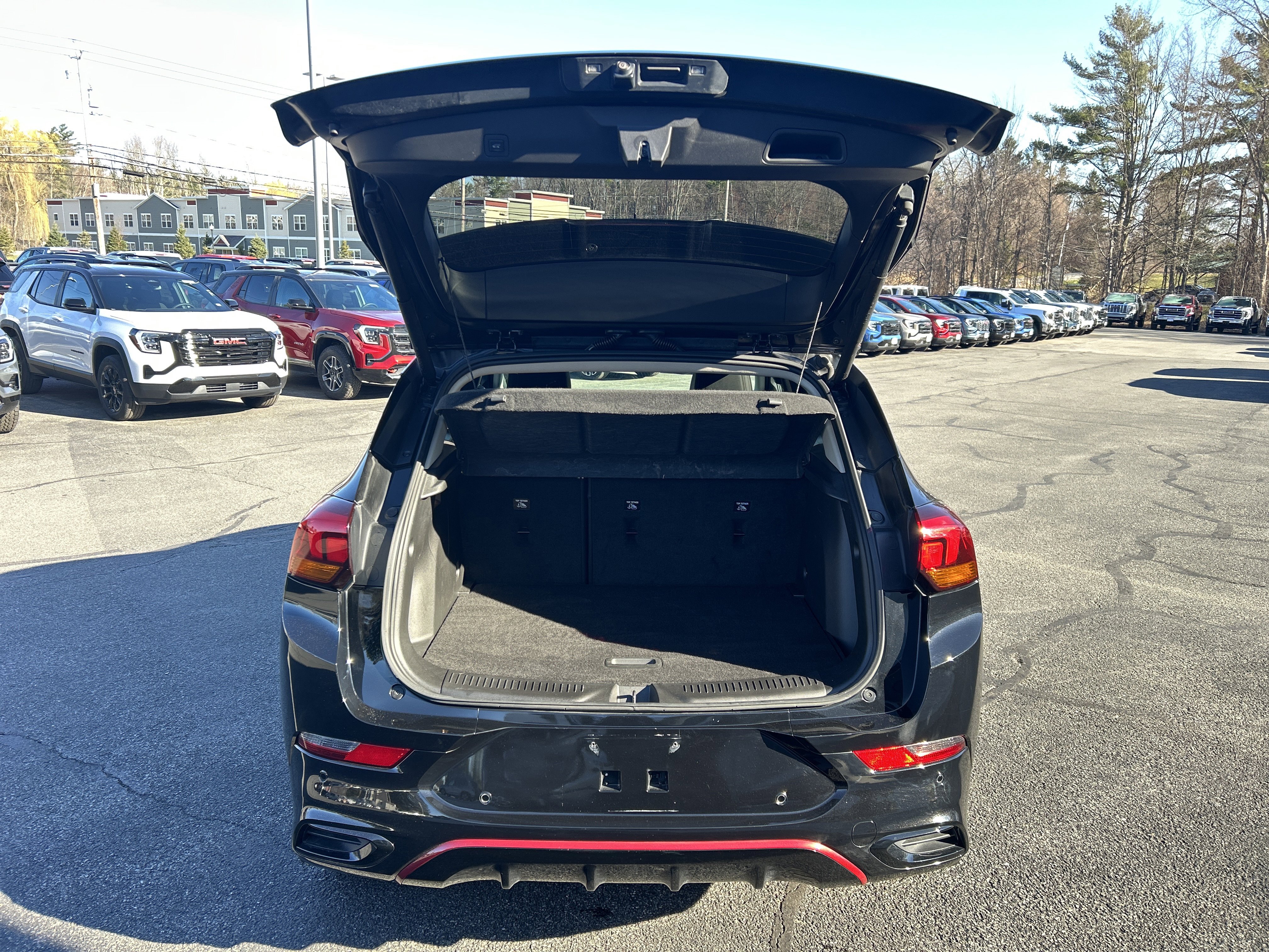 Used 2021 Buick Encore GX Select w/ Advanced Technology Package AWD/4WD image 10