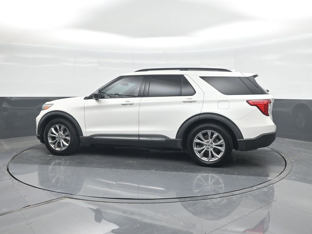 Used 2020 Ford Explorer XLT w/ Equipment Group 202A RWD image 27