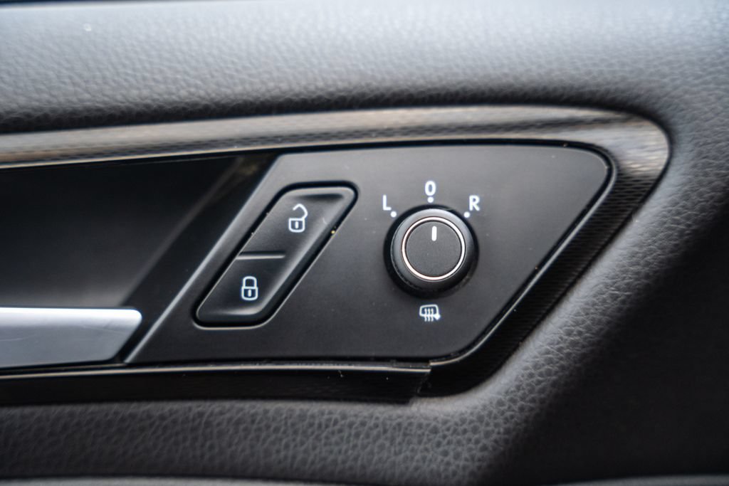 Used 2017 Volkswagen GTI S FWD image 39