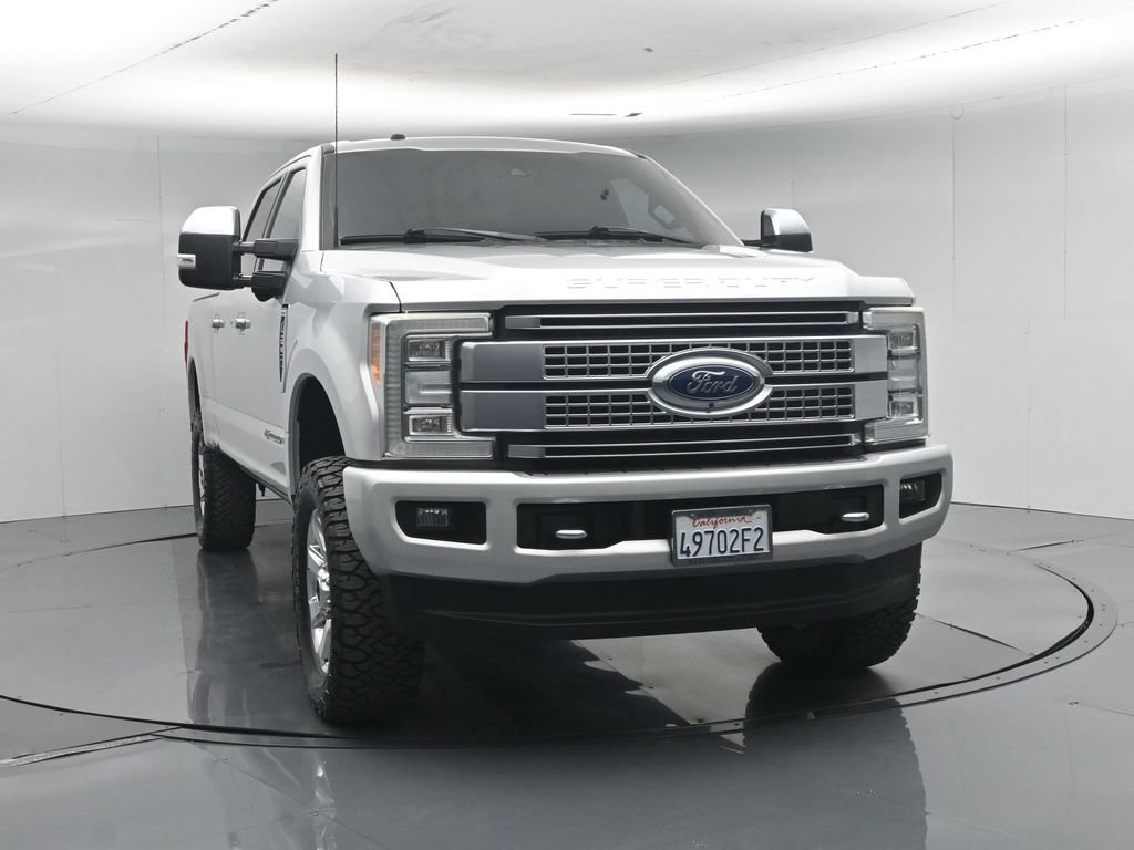 Used 2017 Ford F250 Platinum w/ Platinum Ultimate Package AWD/4WD image 31