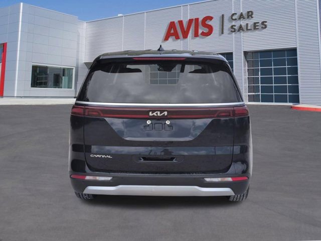 Used 2024 Kia Carnival LX image 7