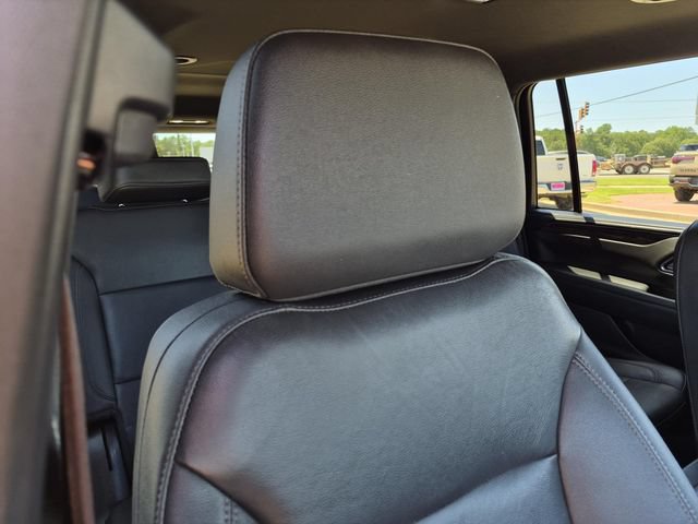 Used 2022 Chevrolet Suburban Z71 AWD/4WD image 17