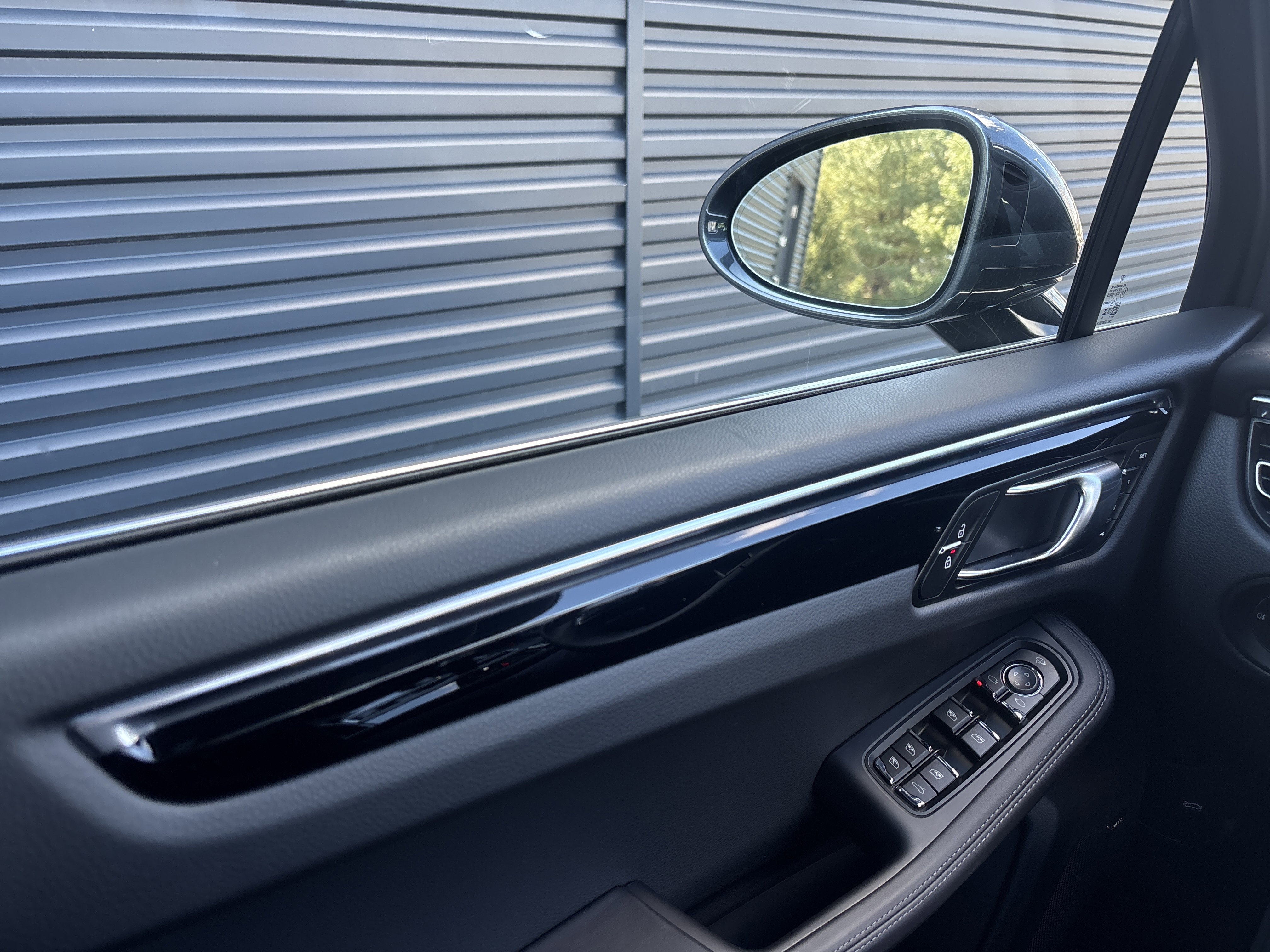 New 2026 Porsche Macan S AWD/4WD image 26