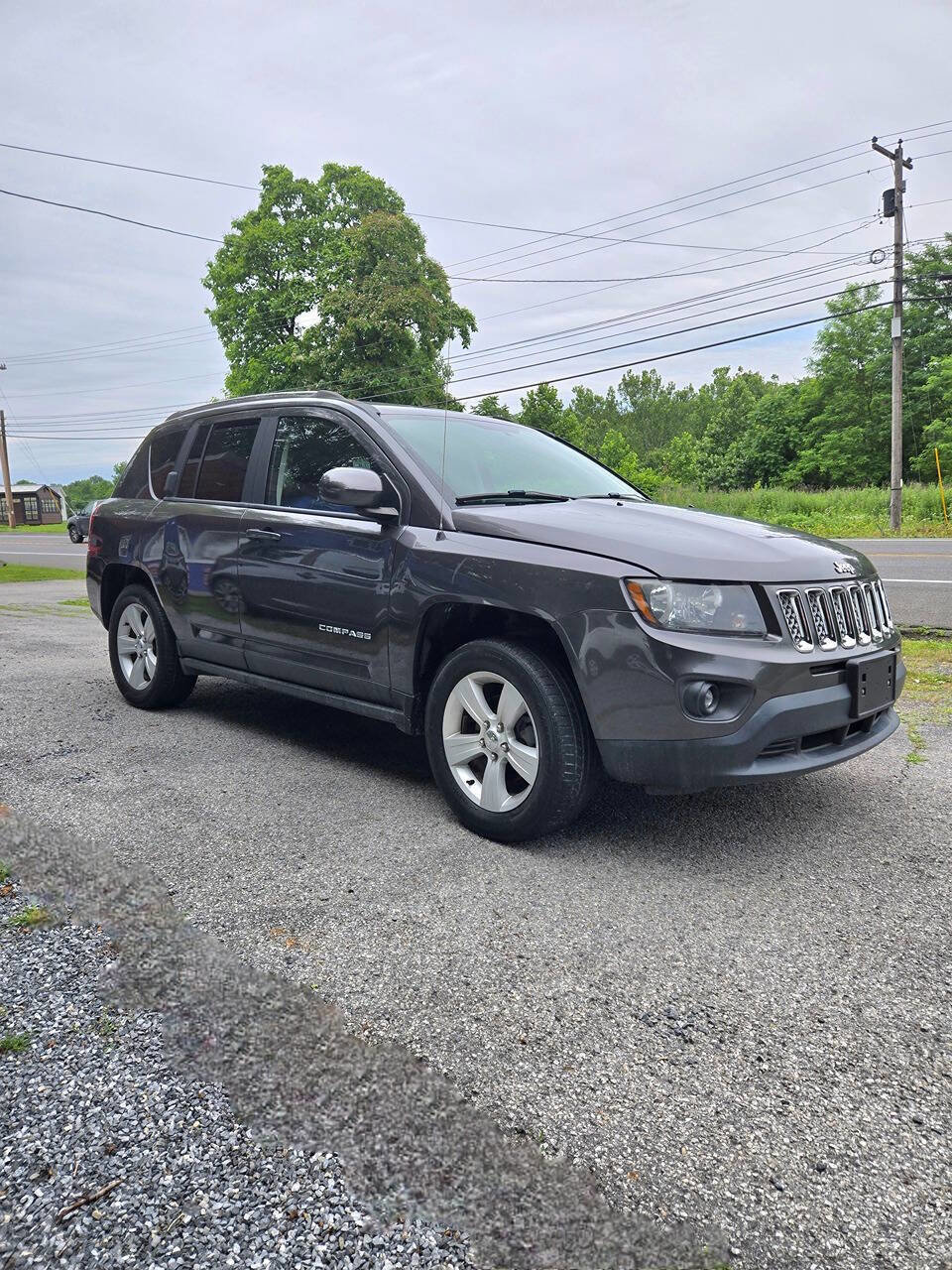 Used 2014 Jeep Compass Latitude AWD/4WD image 11