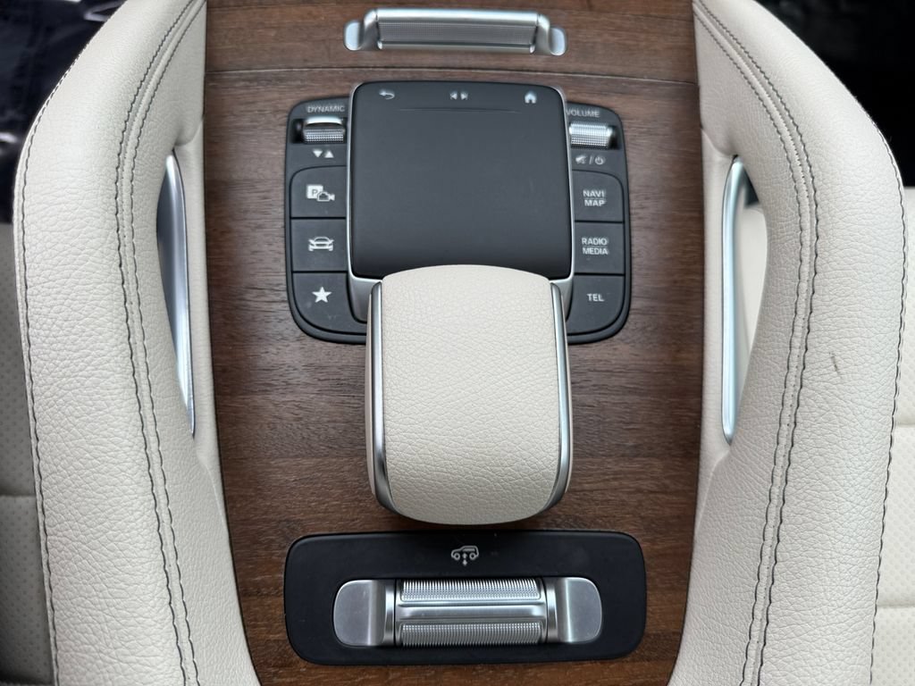 Used 2022 Mercedes-Benz GLS 450 4MATIC image 19